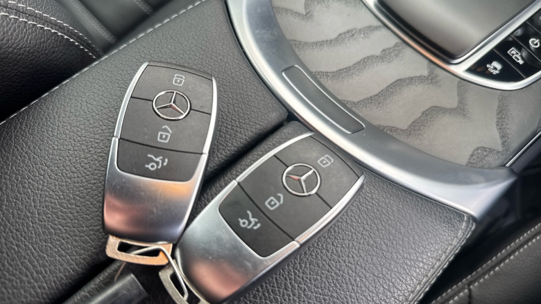 Mercedes-Benz GLC 220d 4Matic AMG Line Premium 5dr 9G-Tronic Diesel Estate